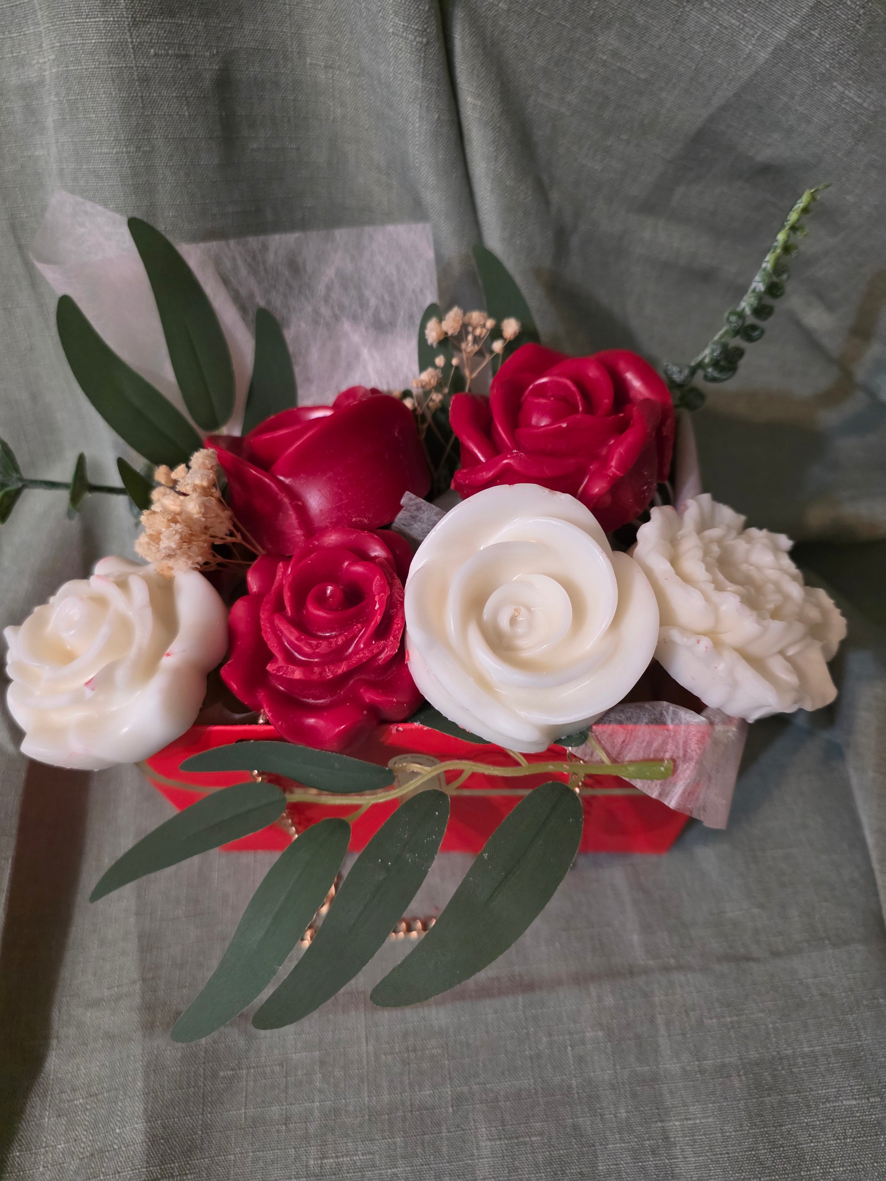 Cluster Red Rose Wax Melts
